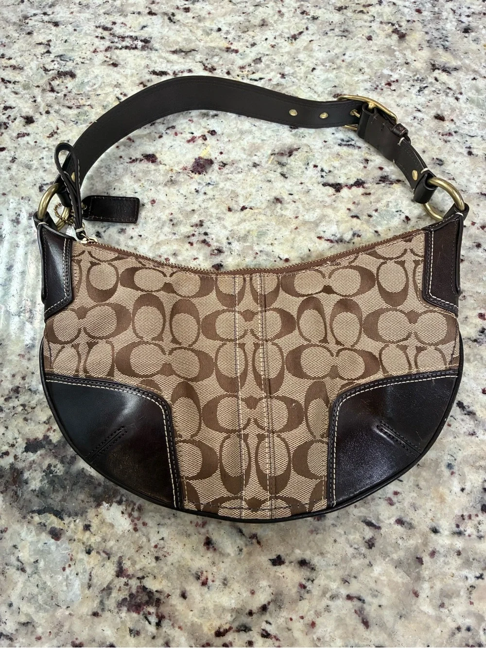 Coach vintage Y2K Signature Hobo Bag in brown monogram canvas with leather trim - Picture 7 of 7